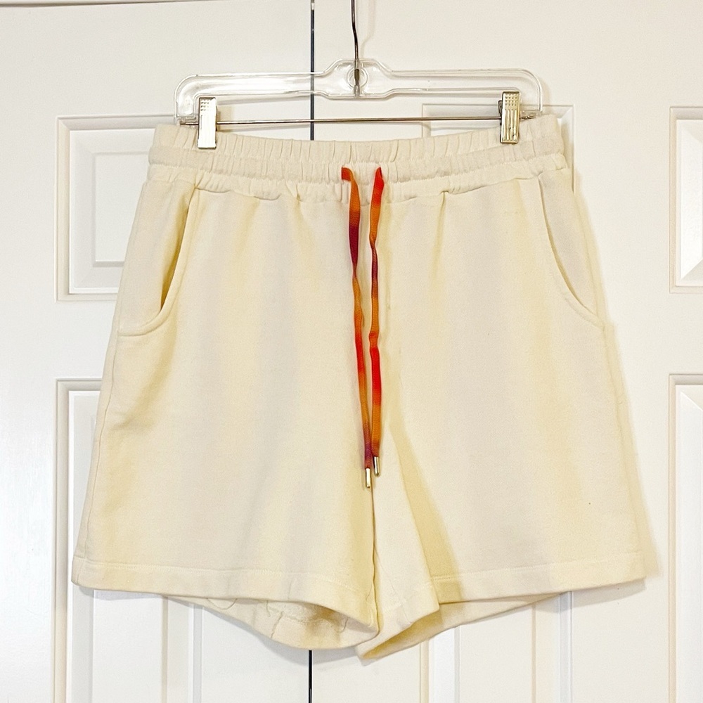Madewell Cream Athletic High Rise Shorts w/ Orange Ombre Drawstring. Medium